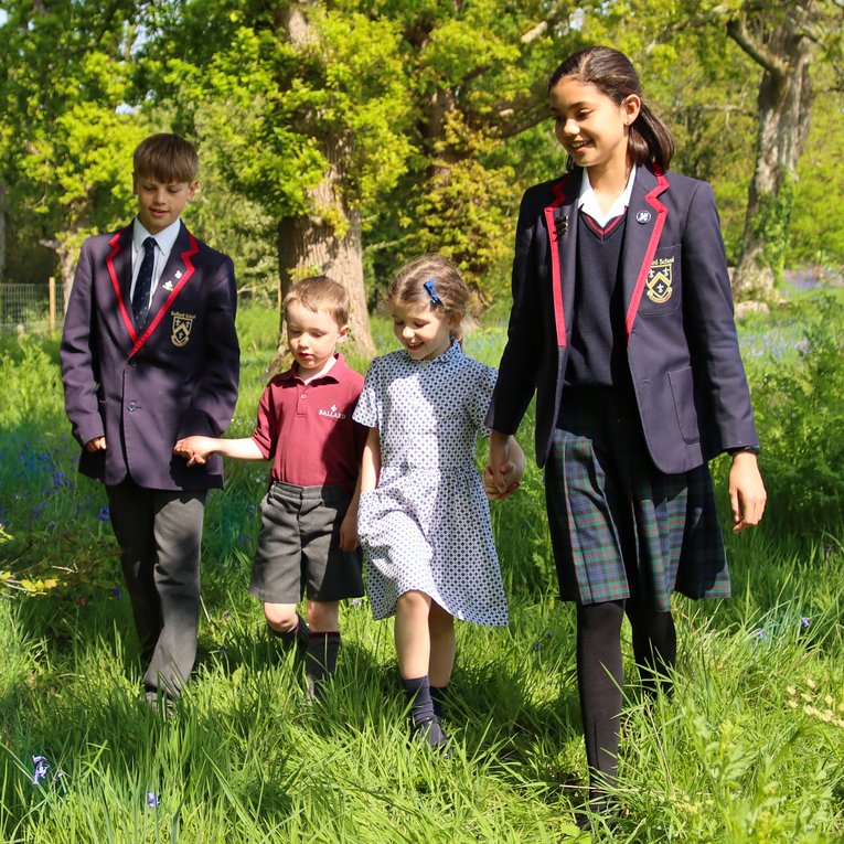 2024.4.30.Photoshoot.WS .Bluebells.Senior.UP .LP .PP .Olivia 409 80 1 28